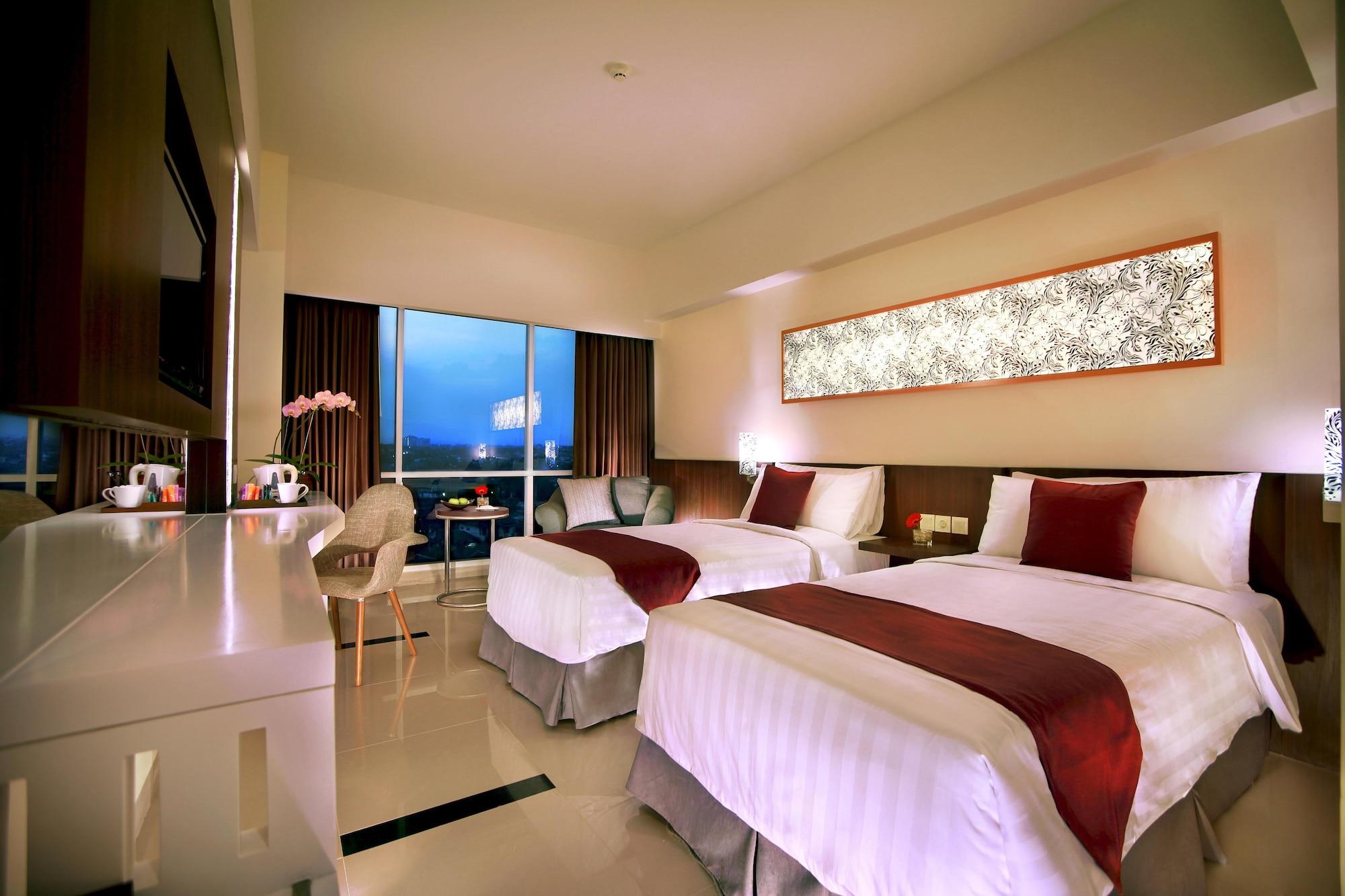 Atria Hotel Маланг Экстерьер фото