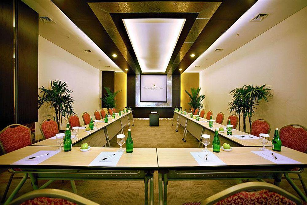Atria Hotel Маланг Экстерьер фото