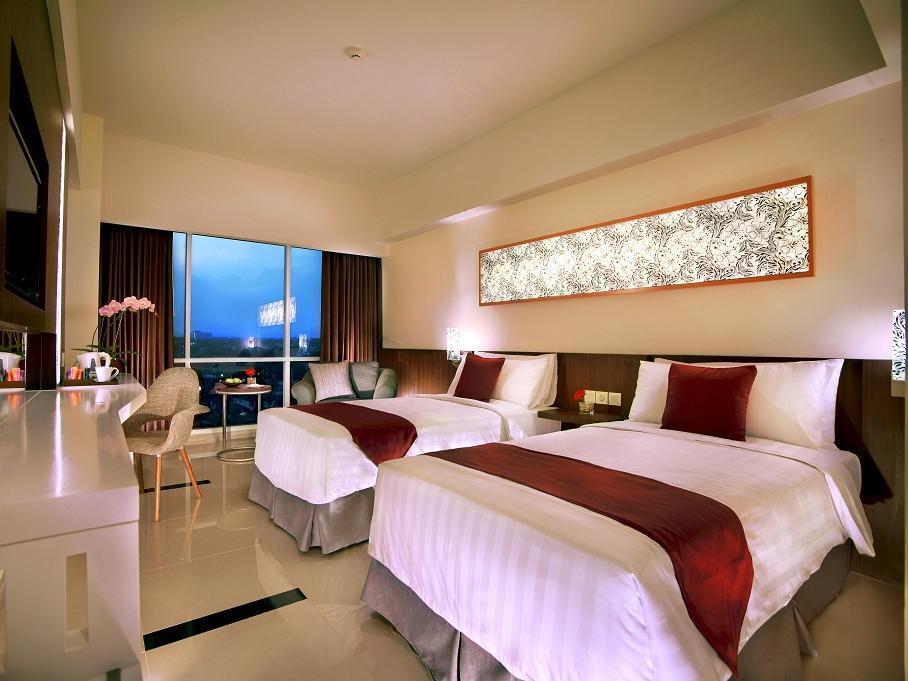 Atria Hotel Маланг Экстерьер фото