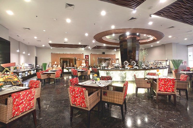 Atria Hotel Маланг Экстерьер фото